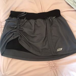 Sketchers draw string skorts